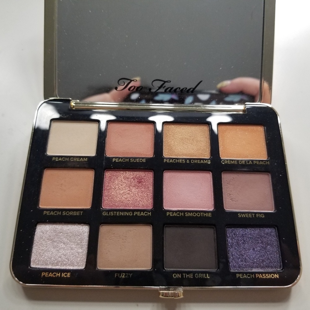 White peach palette
